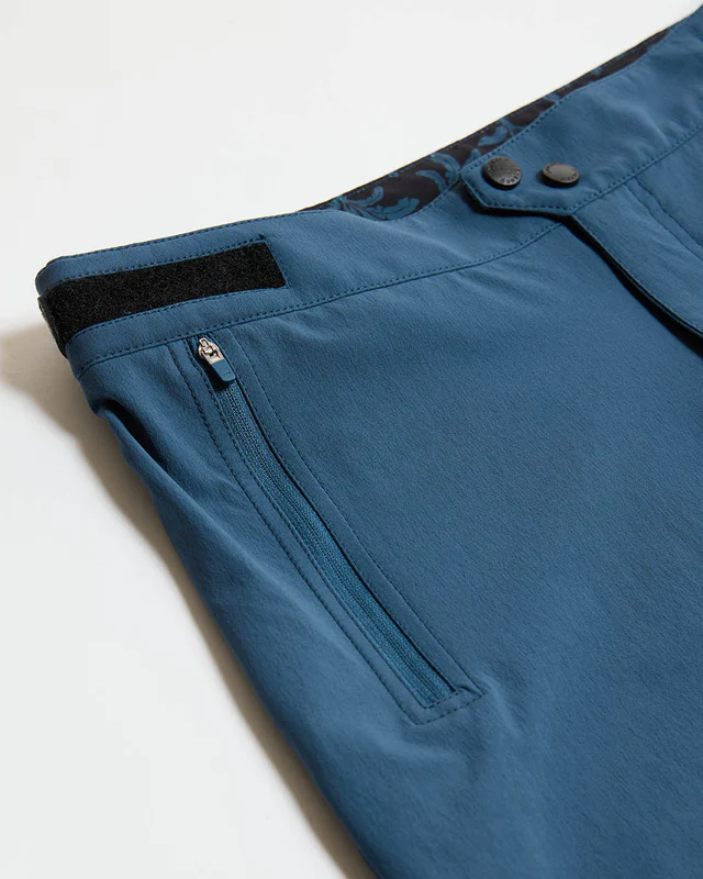 Dharco Womens Gravity Shorts | Maverick, XS