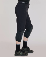 Dharco Womens Gravity Shorts | Black, L