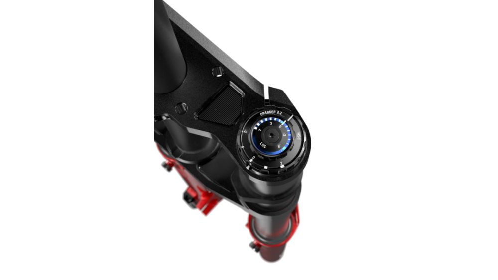 RockShox BoXXer Ultimate Charger3.2 RC2 - 27.5" 200mm Black 48 Offset LinearXL D2